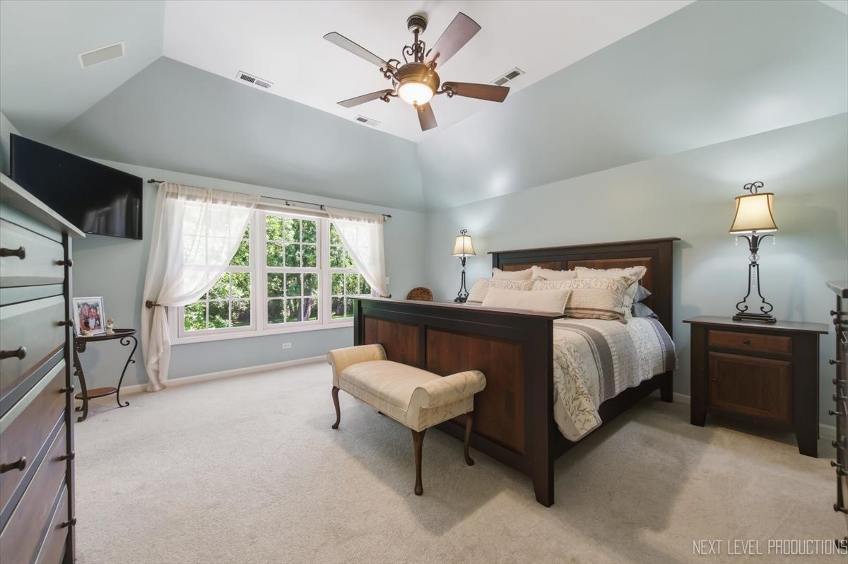 990 Pinecrest Drive Property Photo 18
