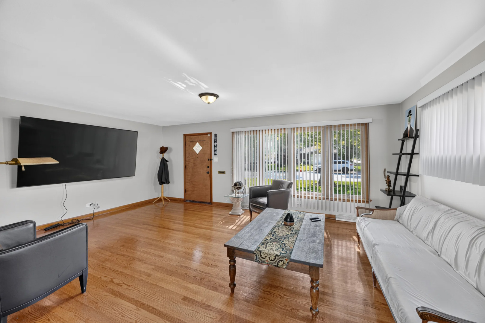 413 Water Street Property Photo 4
