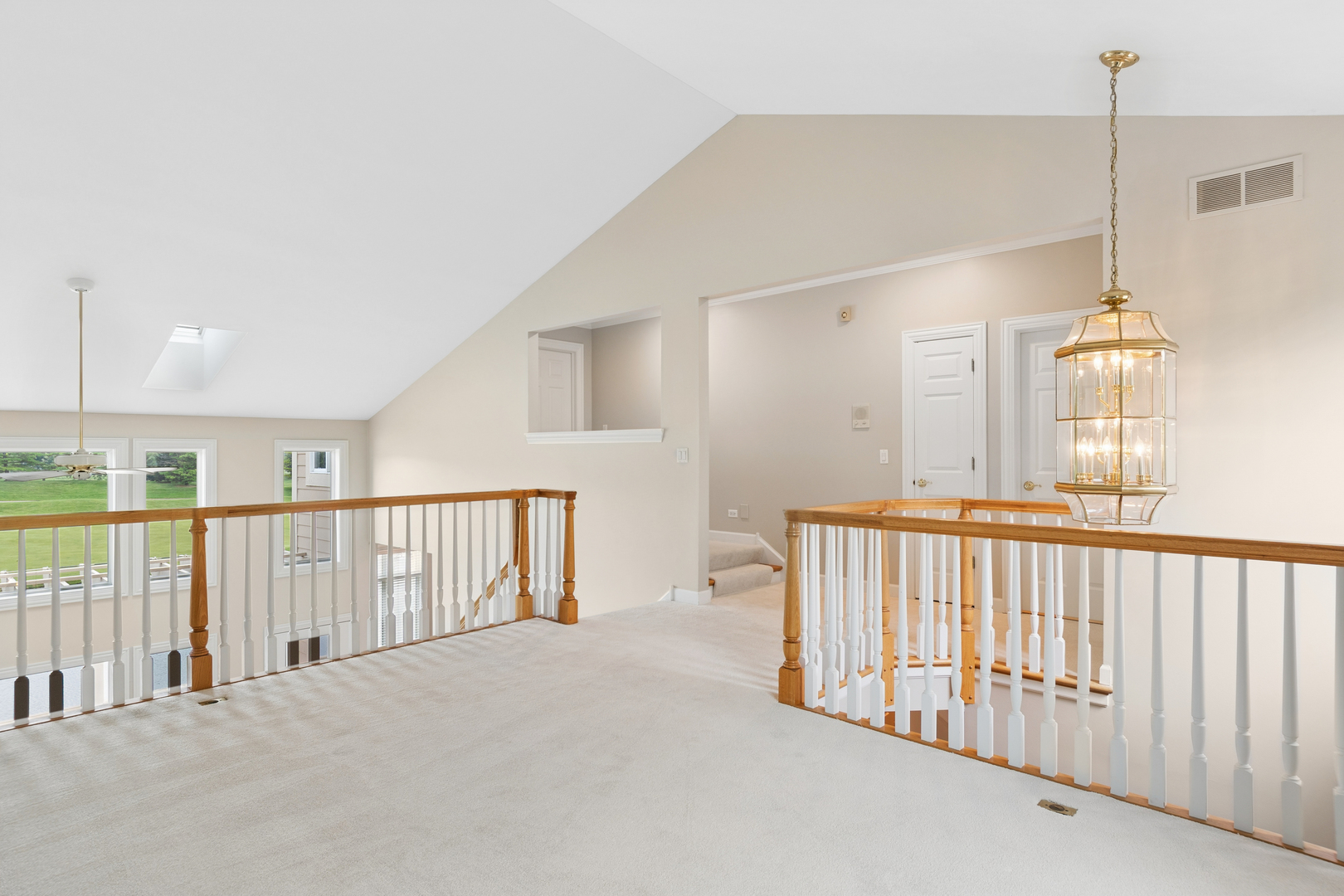 2419 Woodglen Drive Property Photo 18