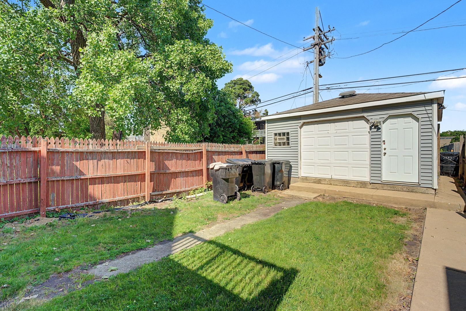 5237 S Princeton Avenue Property Photo 9