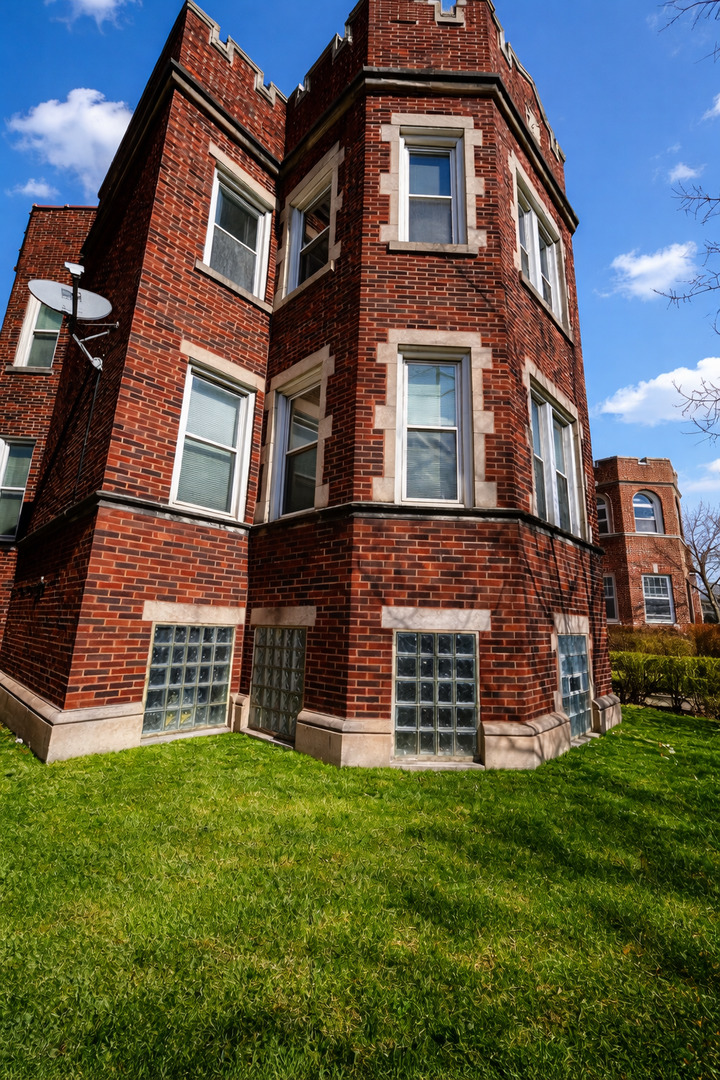 1740 W Garfield Boulevard 1 Property Photo 1