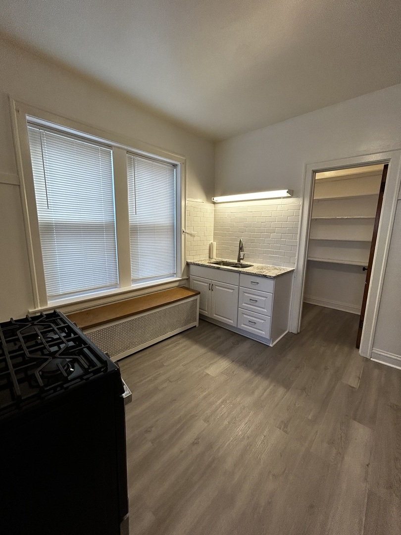1740 W Garfield Boulevard 1 Property Photo 15