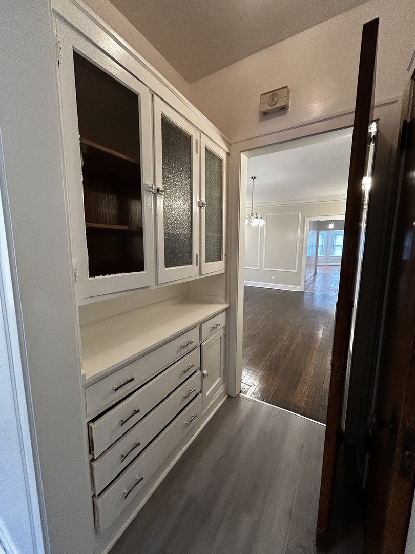 1740 W Garfield Boulevard 1 Property Photo 17