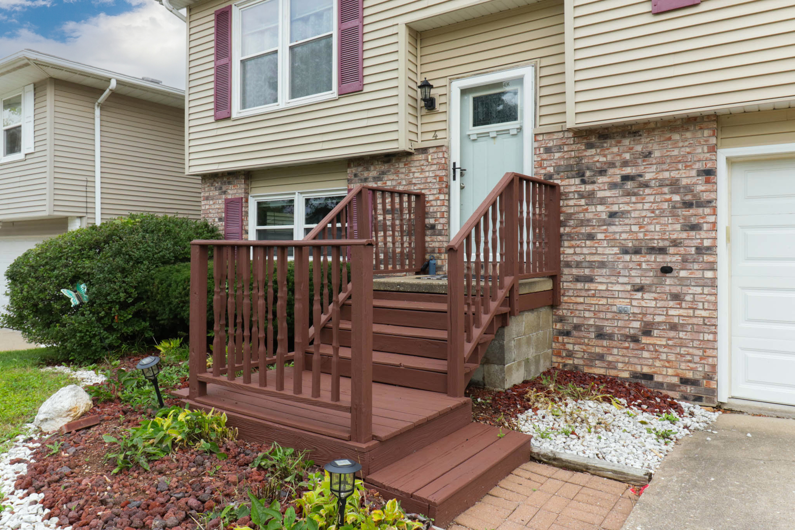 4 Moonstone Court Property Photo 2