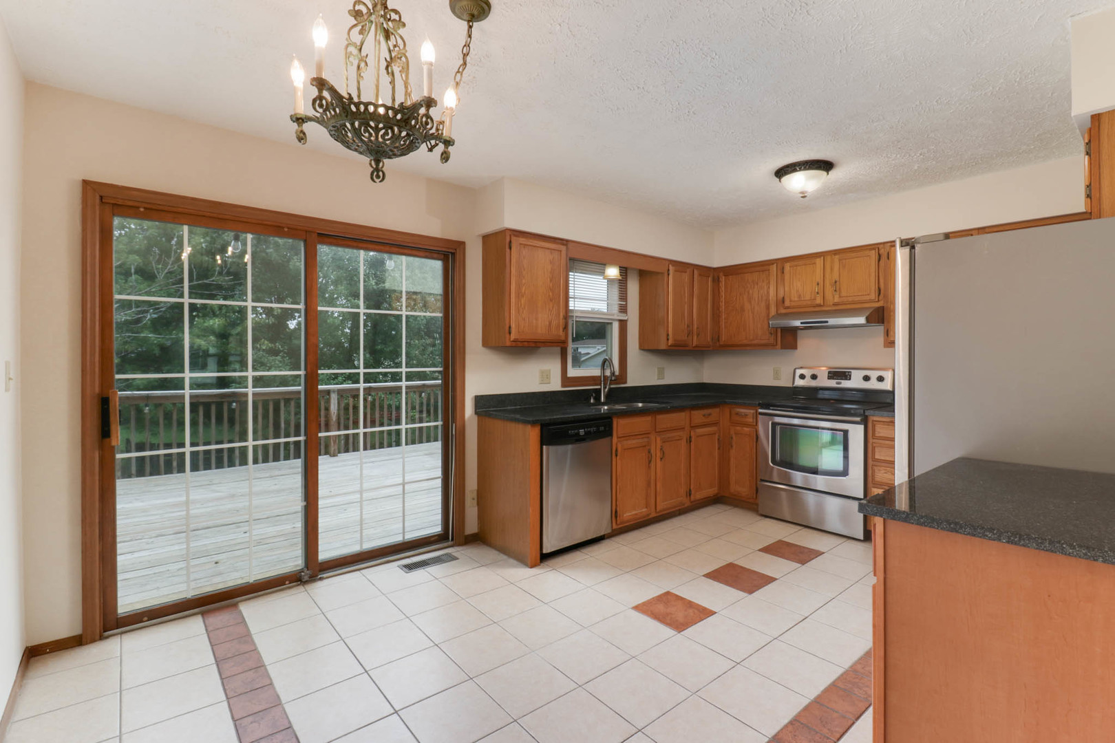 4 Moonstone Court Property Photo 7