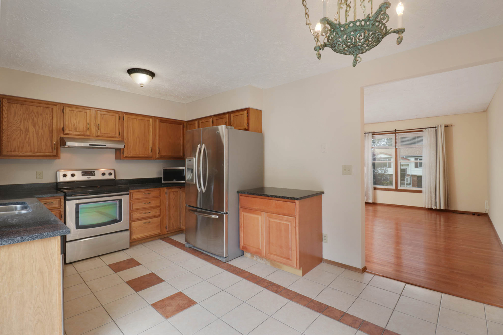 4 Moonstone Court Property Photo 8