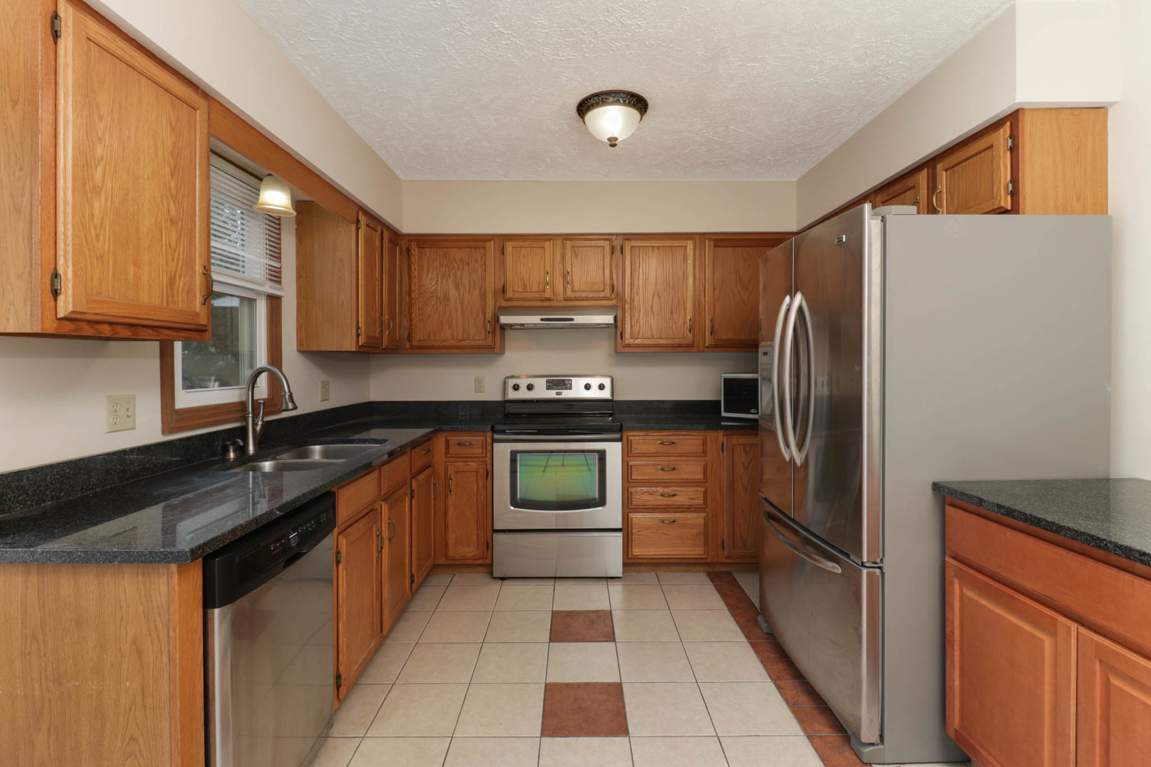 4 Moonstone Court Property Photo 9