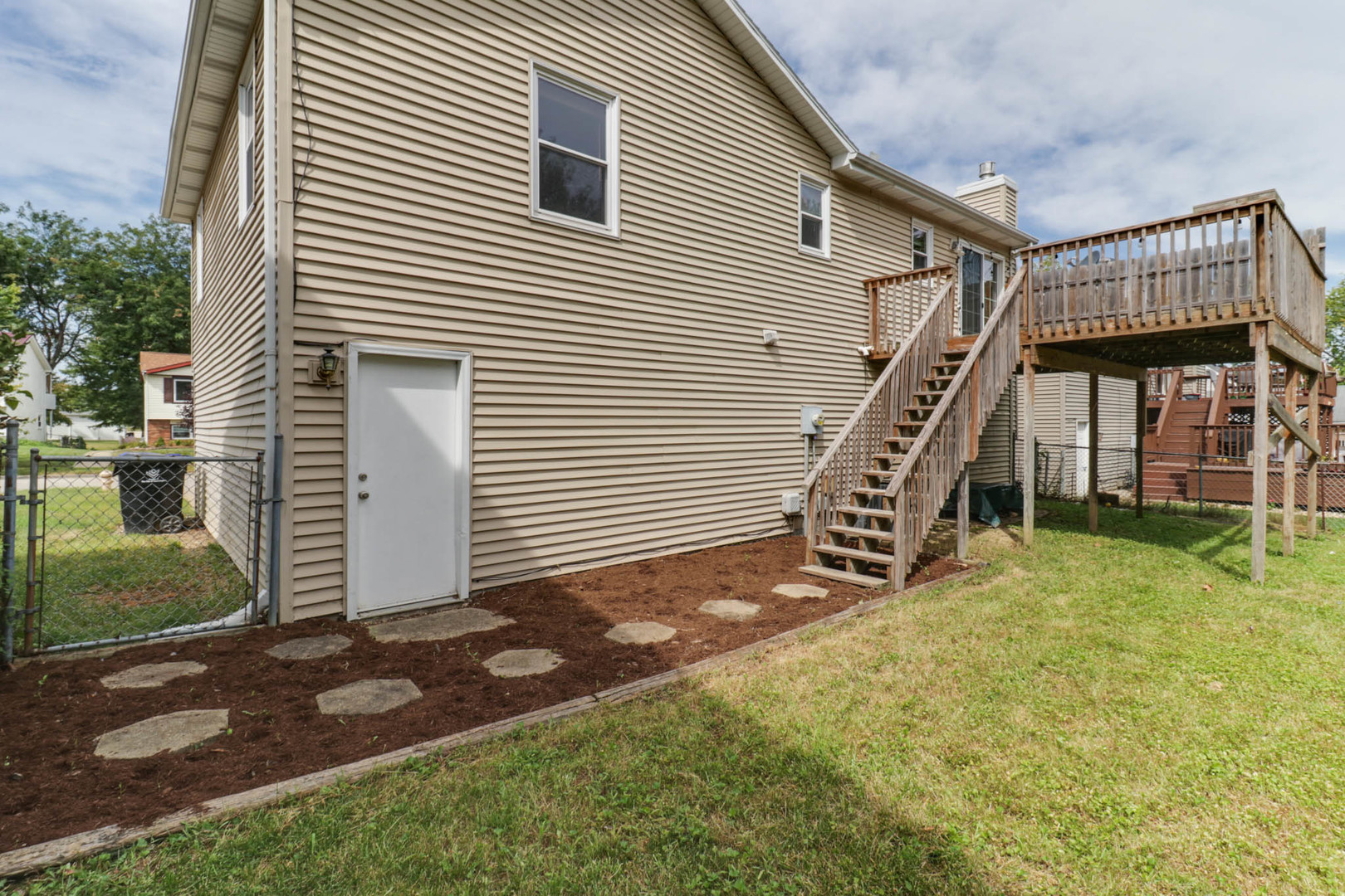4 Moonstone Court Property Photo 27