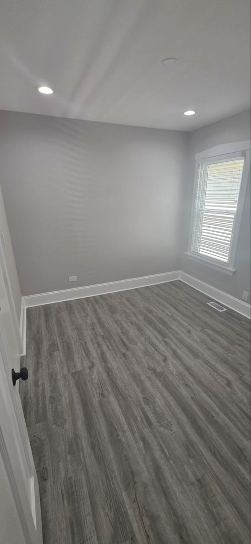 5605 N Keystone Avenue Property Photo 6