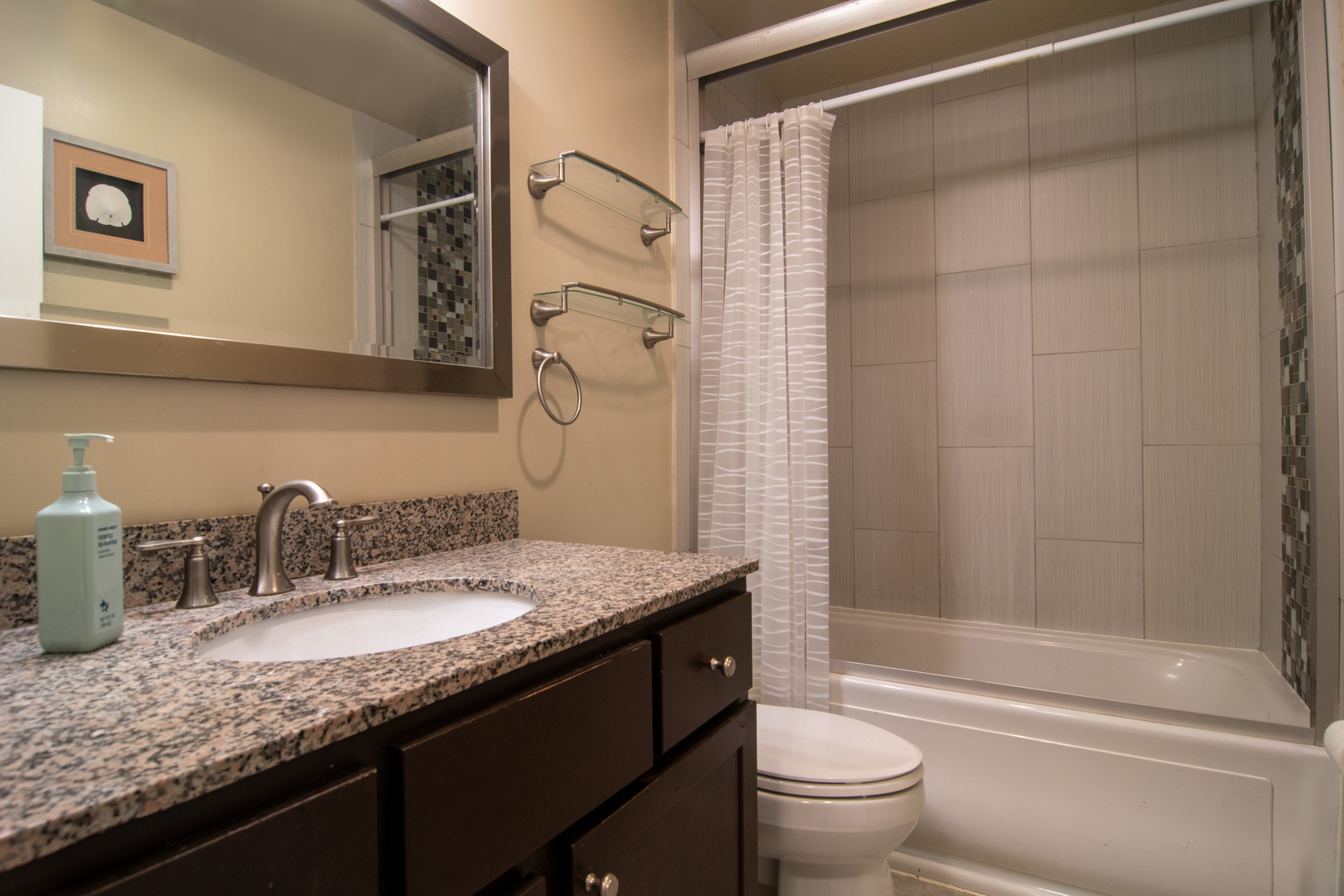 8736 S 80th Court Property Photo 10