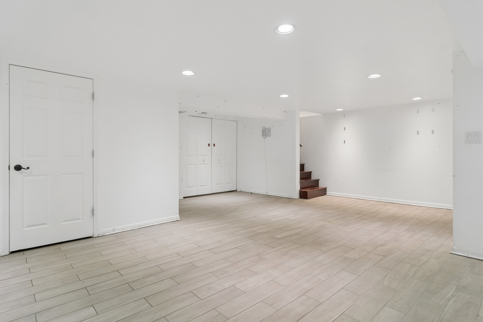 8736 S 80th Court Property Photo 16