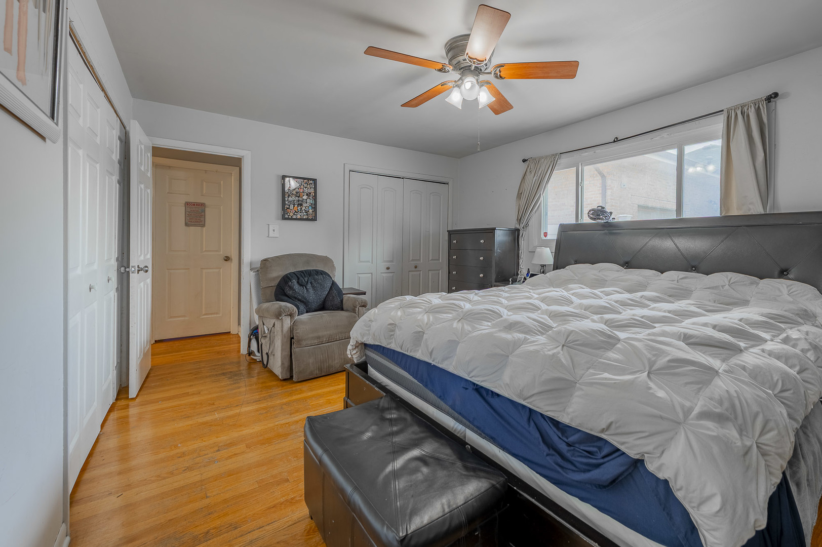 8736 S 80th Court Property Photo 25