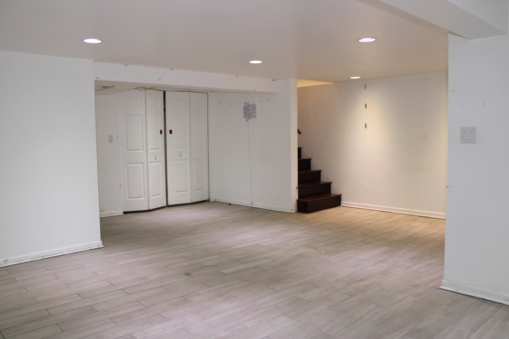 8736 S 80th Court Property Photo 32