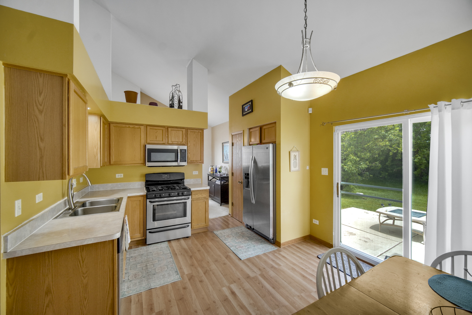 22897 Eastwind Drive Property Photo 8
