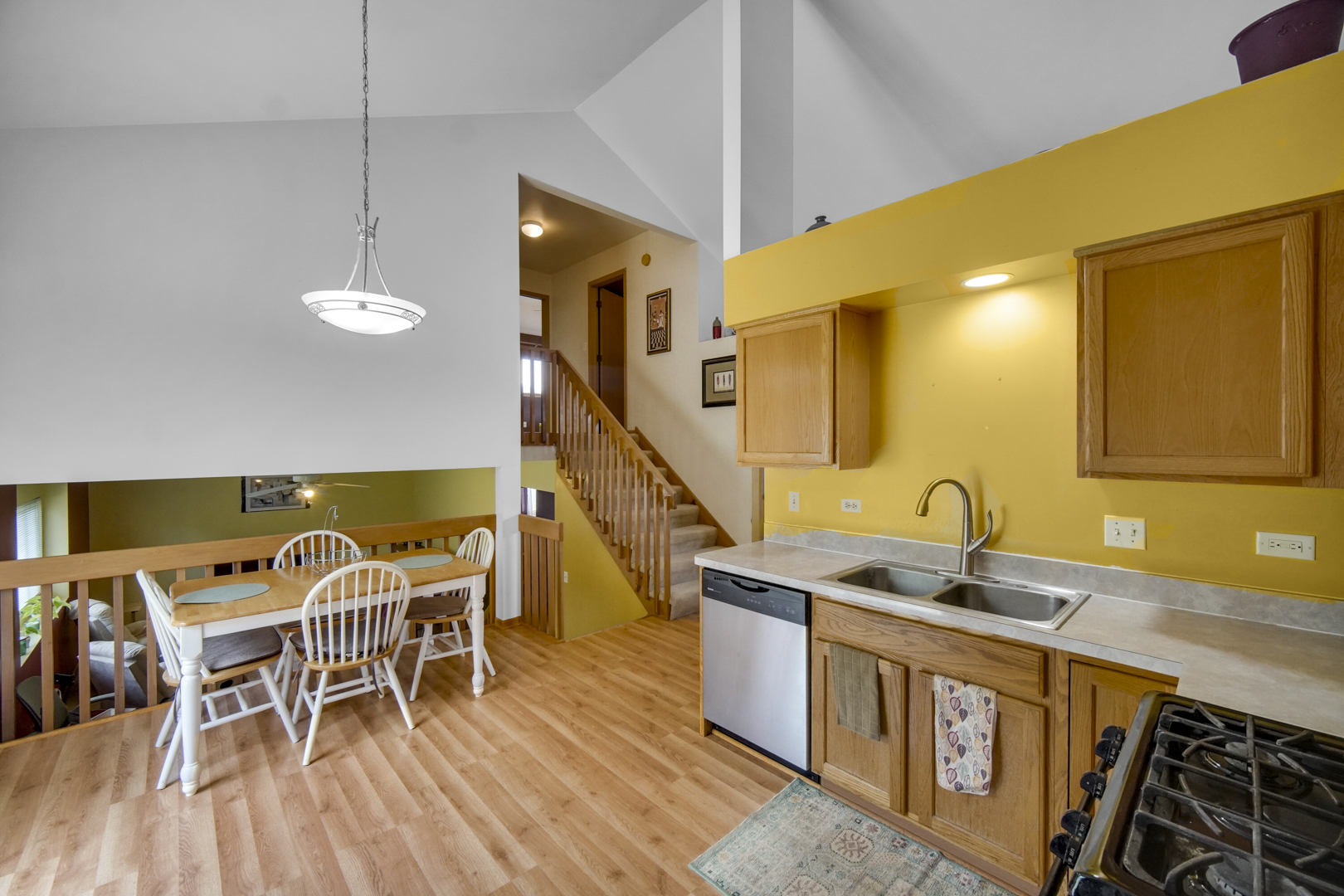 22897 Eastwind Drive Property Photo 12