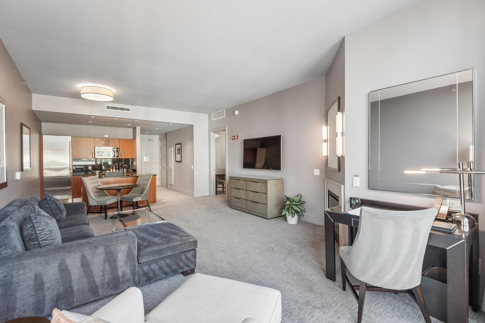401 N Wabash Avenue 2138 Property Photo 6