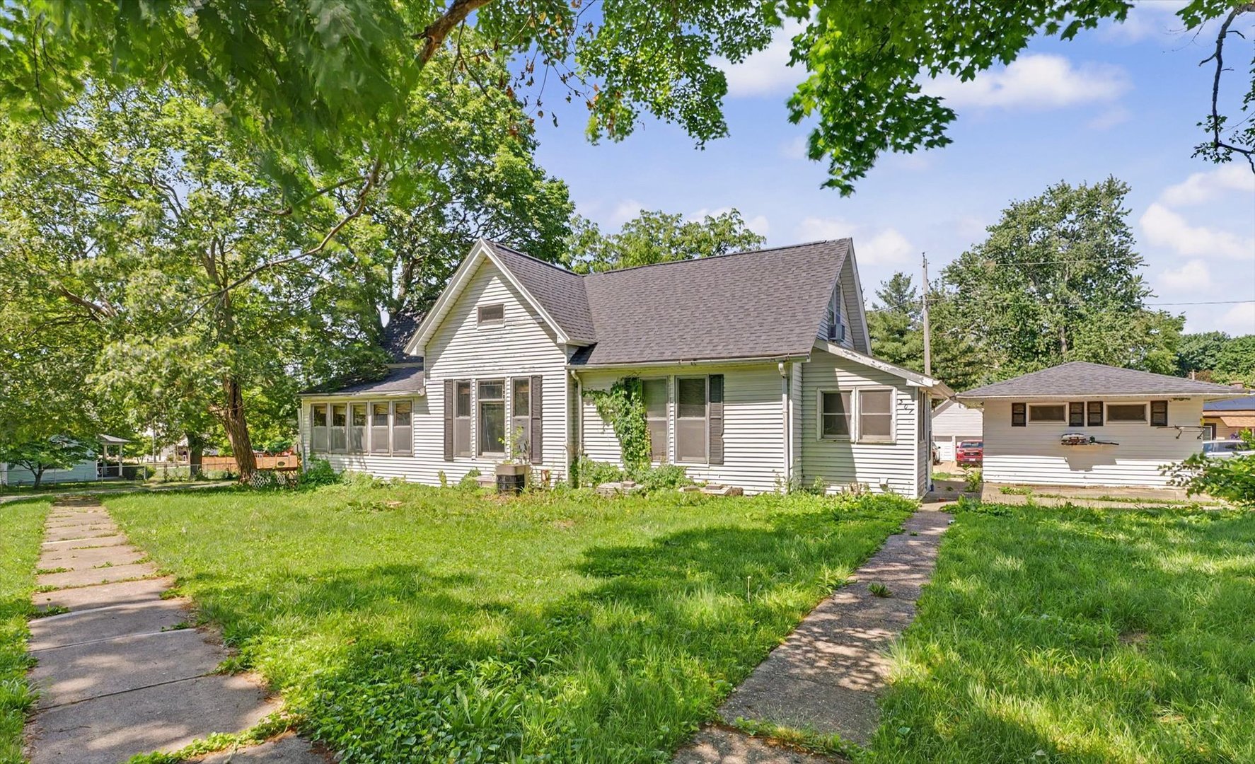307 S Lincoln Street Property Photo 2