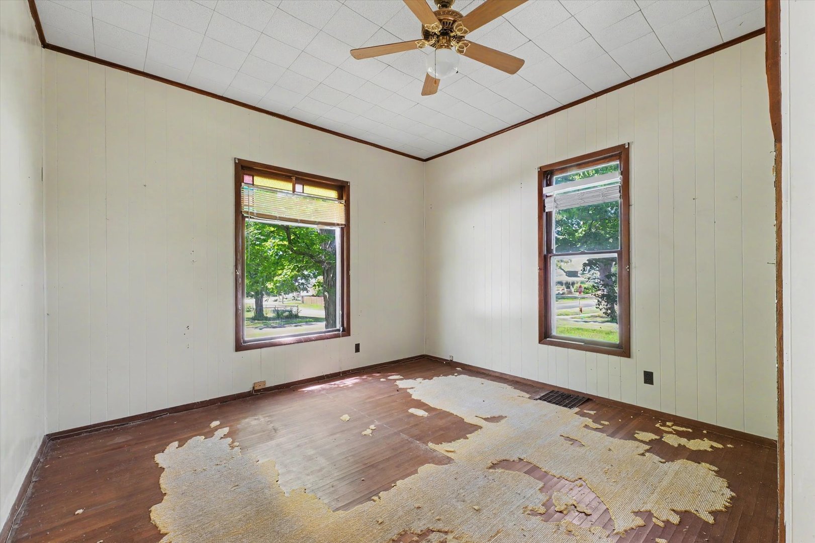 307 S Lincoln Street Property Photo 11
