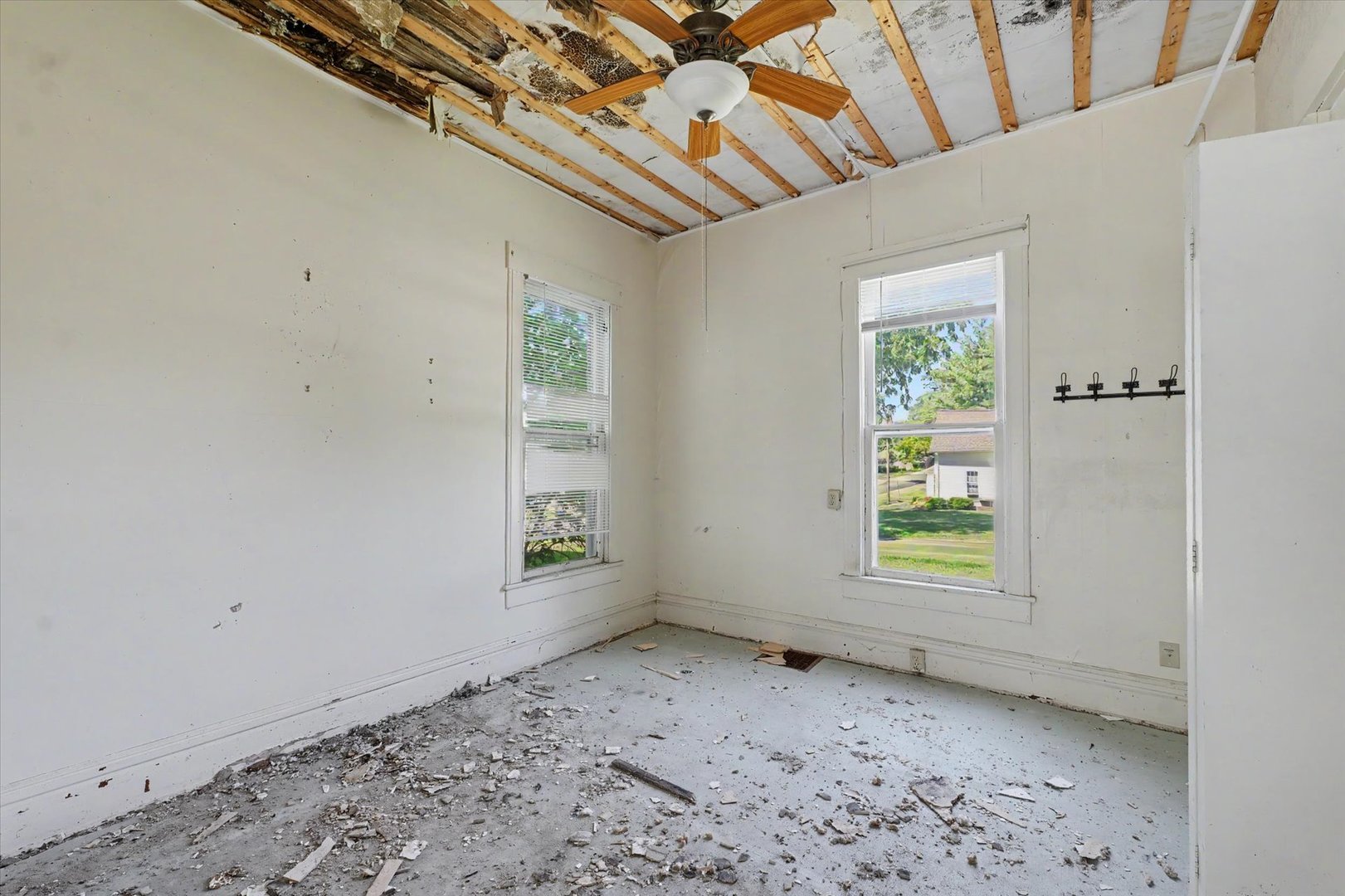 307 S Lincoln Street Property Photo 13