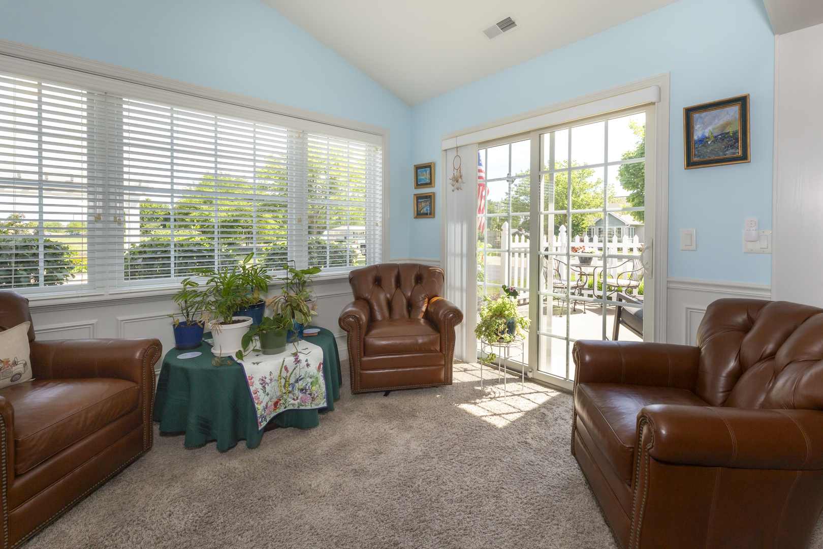 2035 Somerset Lane 2035 Property Photo 17
