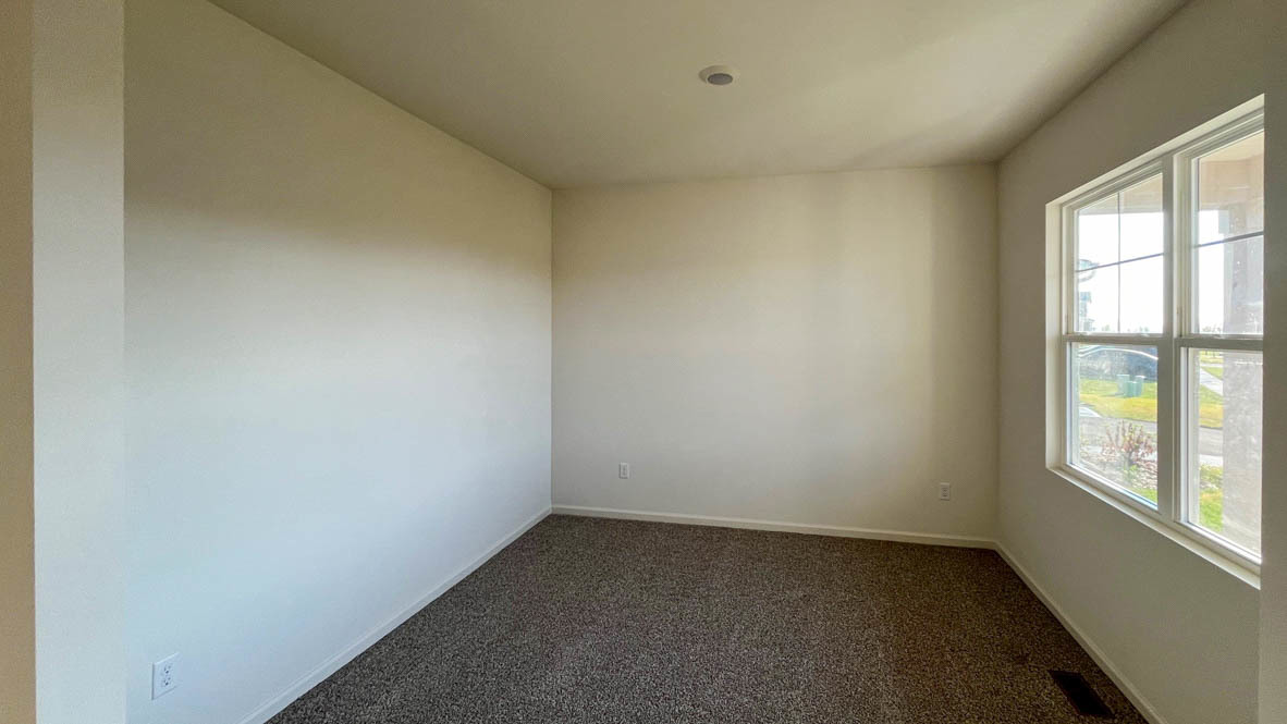 2662 Camelback Drive Property Photo 4
