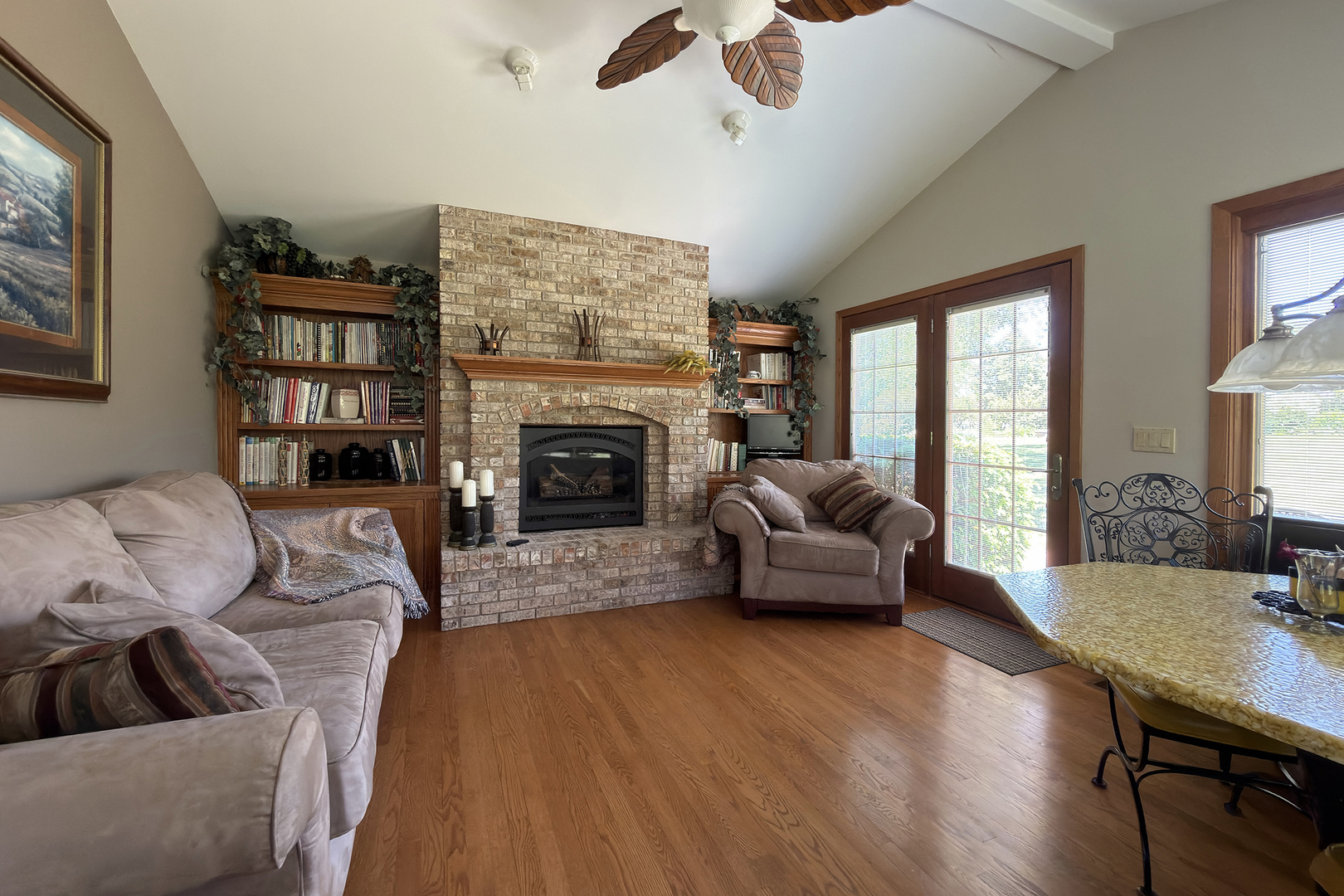 34841 N Leonard Avenue Property Photo 22