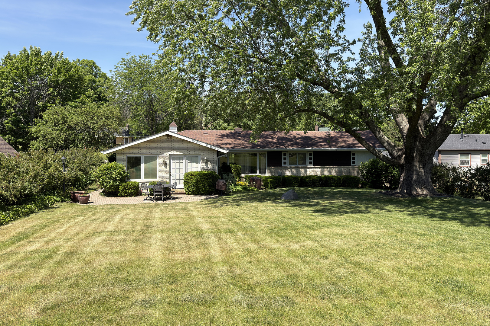 34841 N Leonard Avenue Property Photo 35