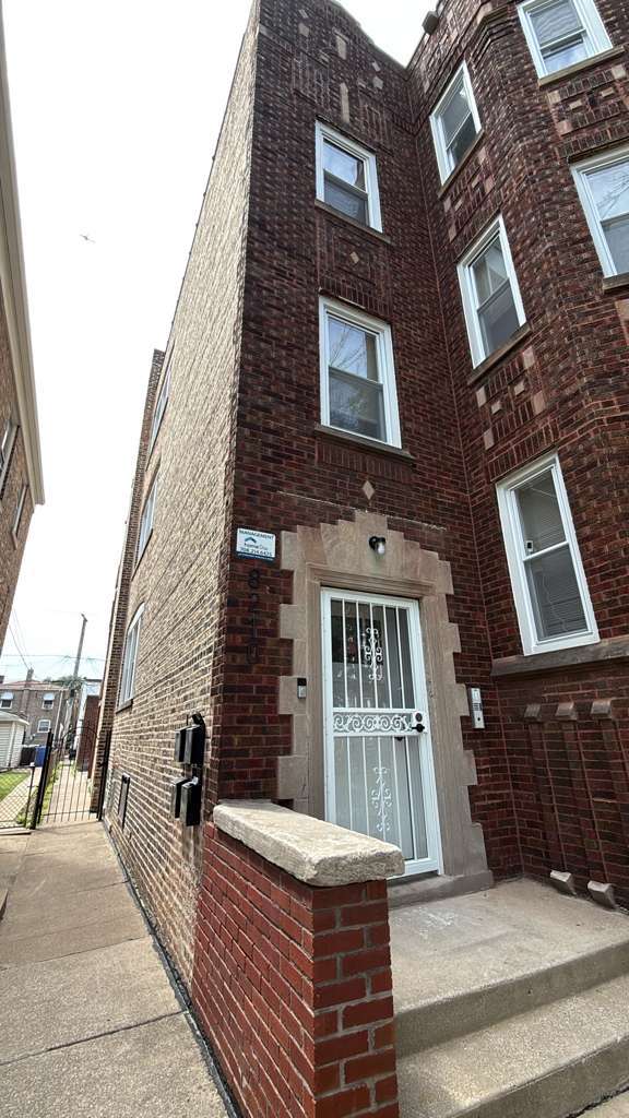 8210 S Marshfield Avenue 1 Property Photo 2