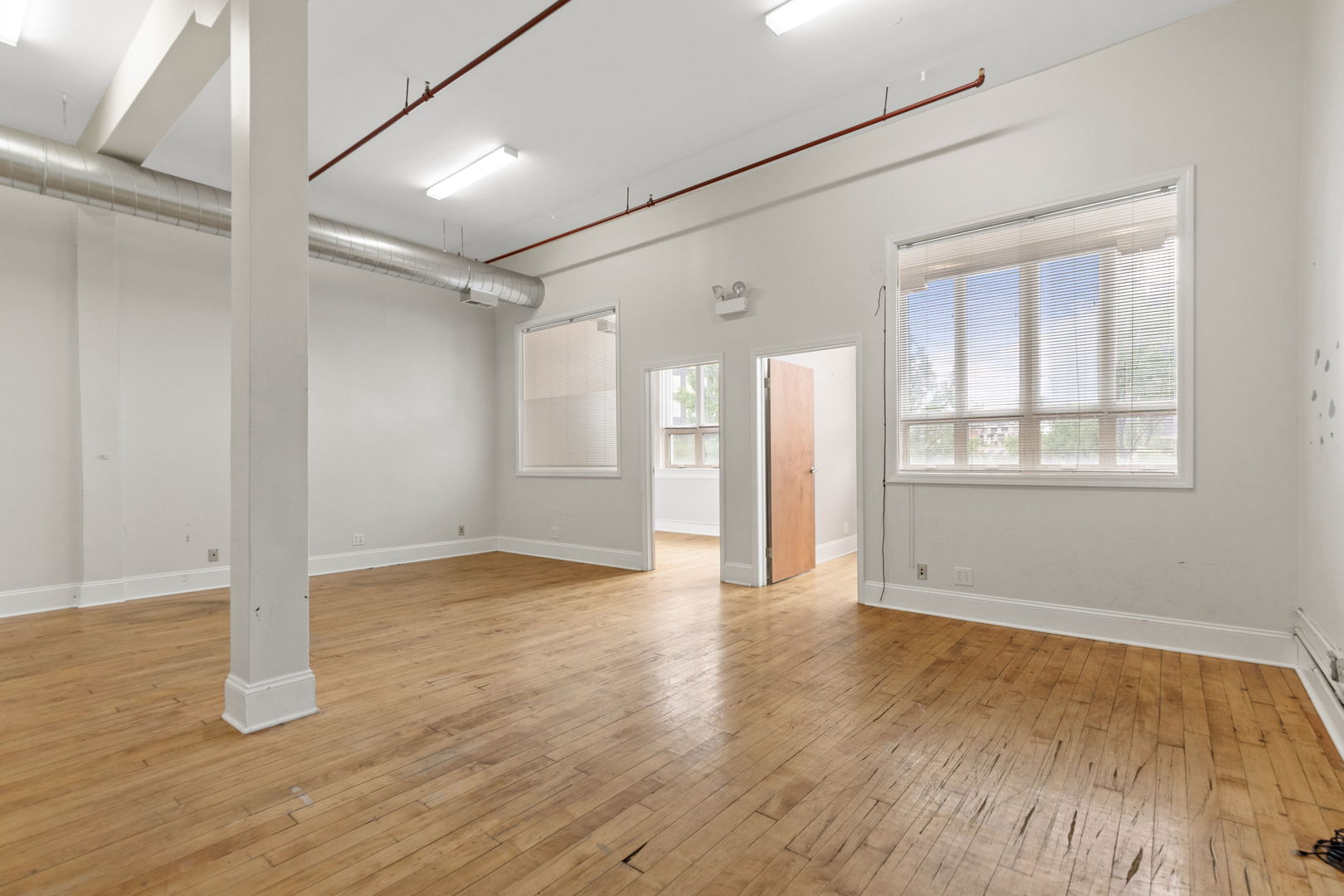1404 W Fulton Street Property Photo 2