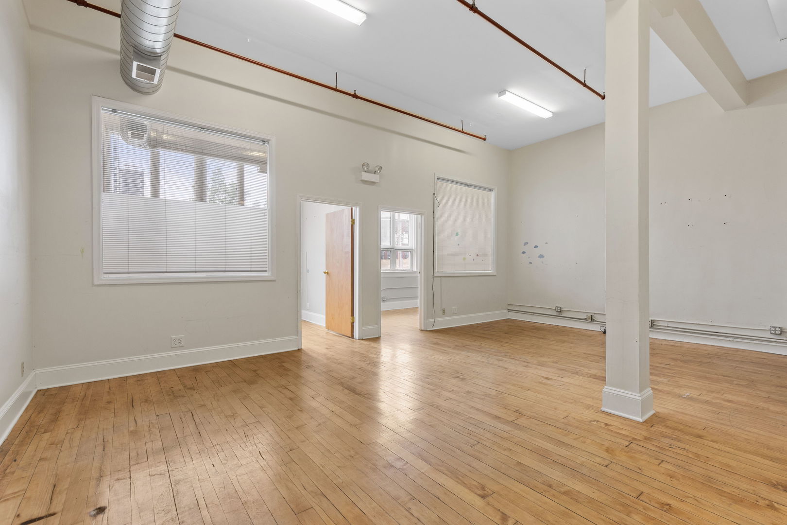 1404 W Fulton Street Property Photo 3