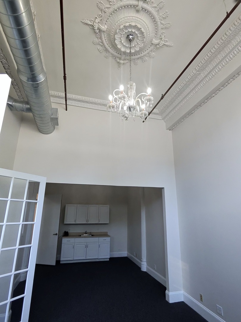 1404 W Fulton Street Property Photo 6