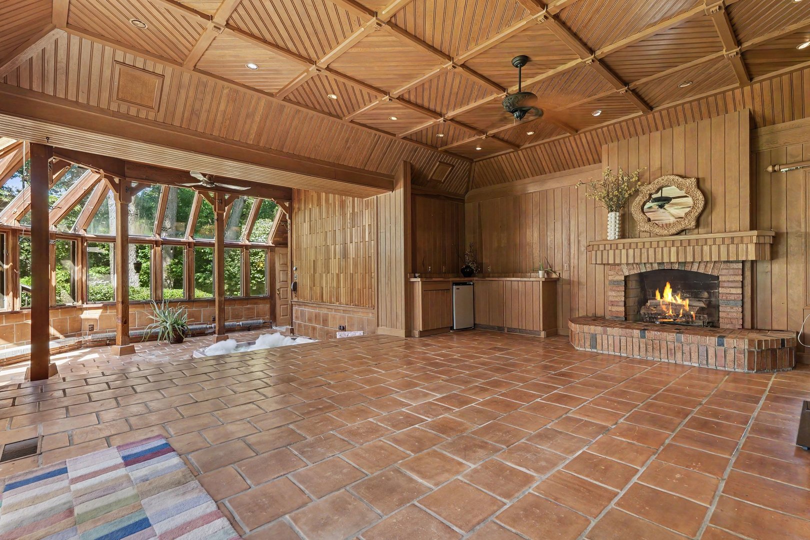 319 Timberline Drive Property Photo 10