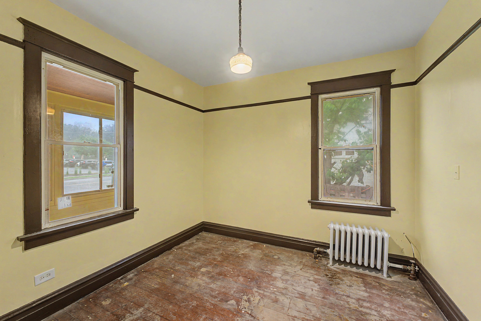 411 N Arlington Heights Road Property Photo 9