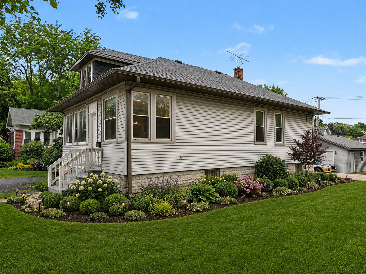 411 N Arlington Heights Road Property Photo 16