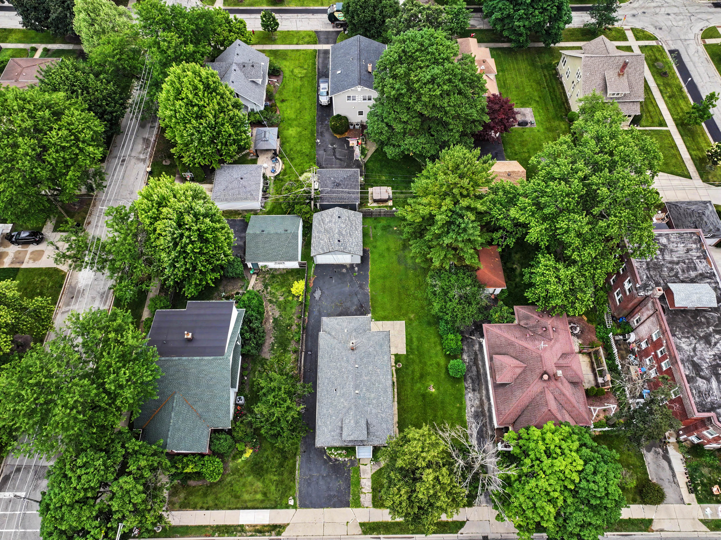 411 N Arlington Heights Road Property Photo 18