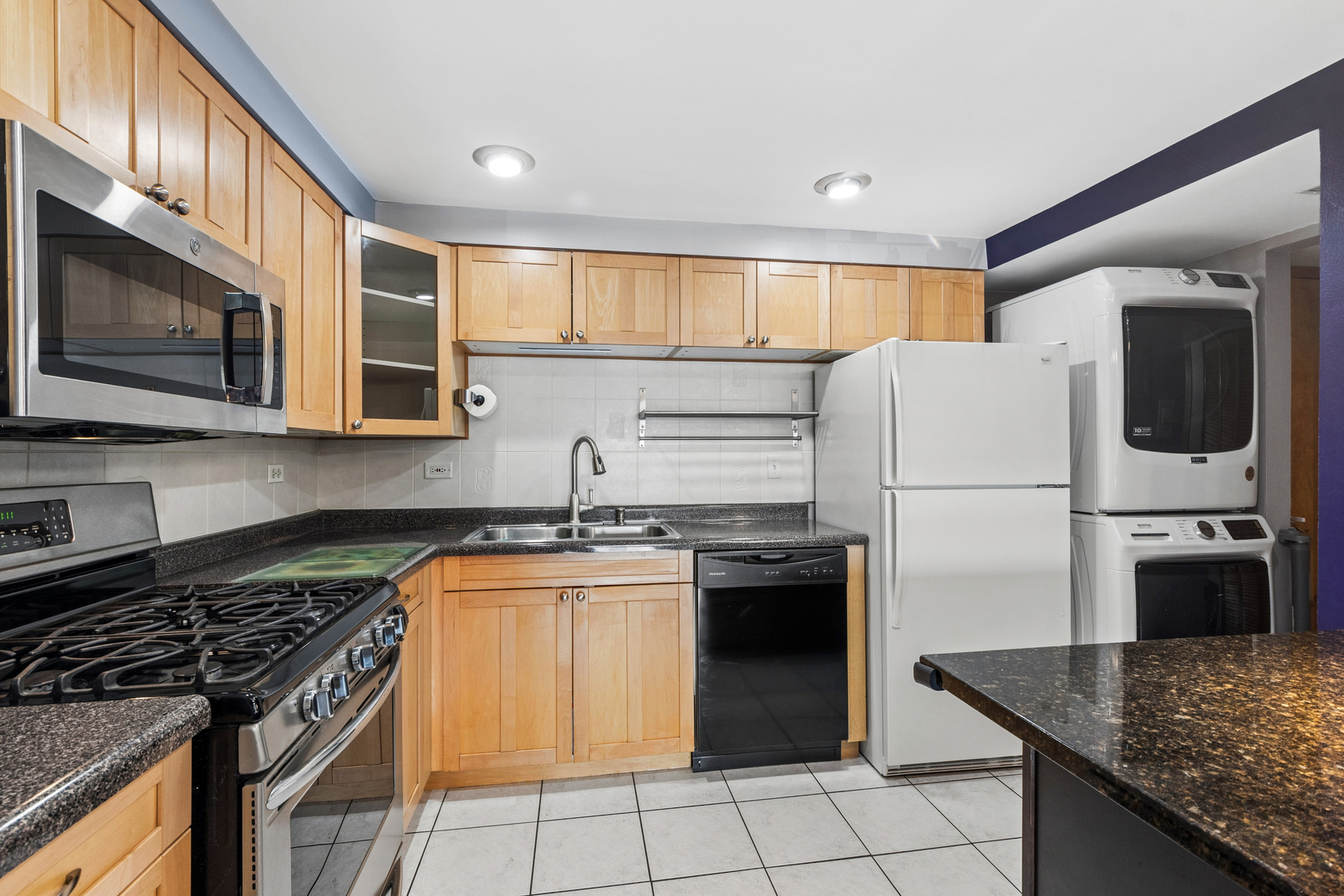 10416 Mansfield Avenue 3ne Property Photo 7
