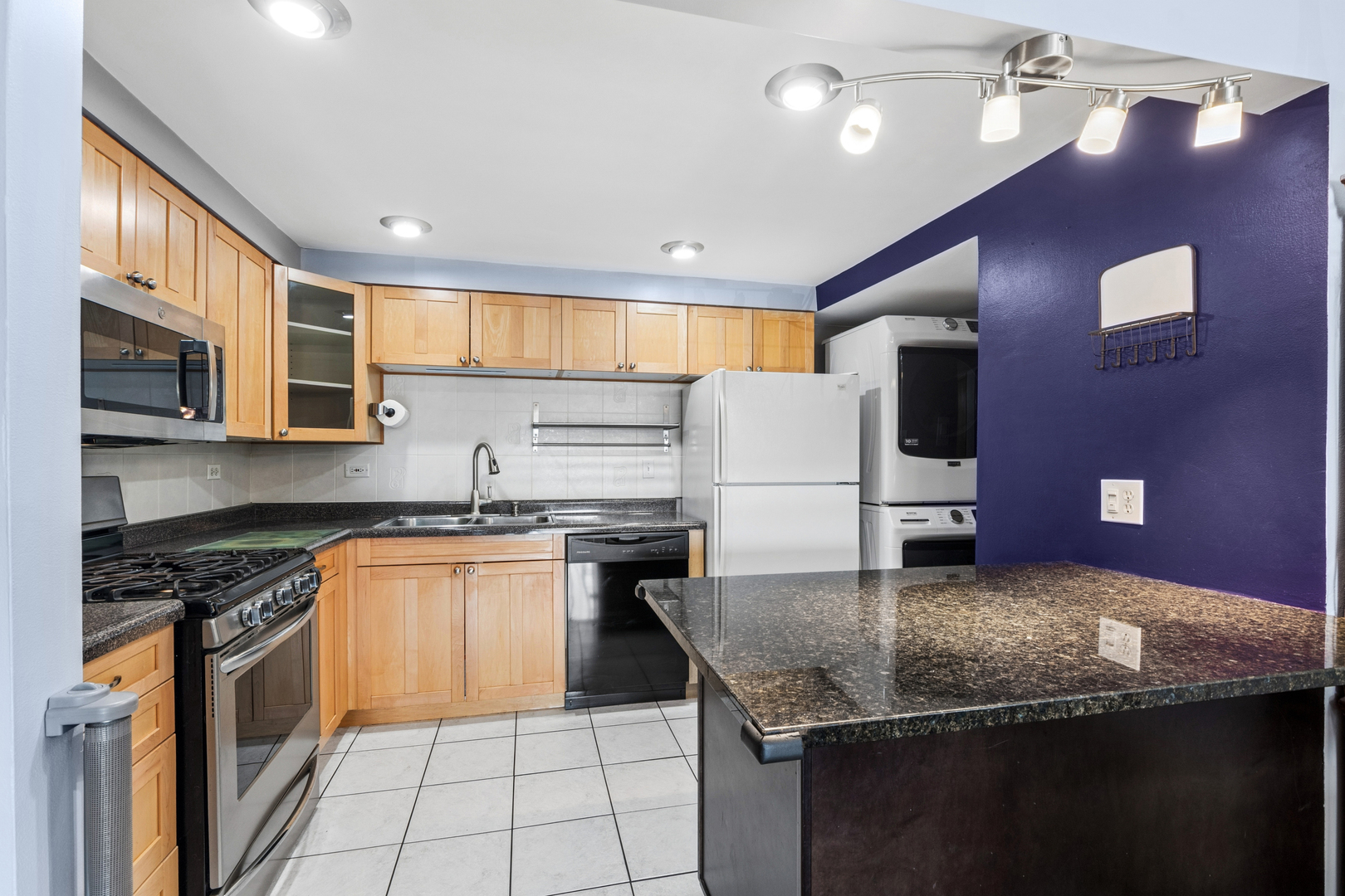 10416 Mansfield Avenue 3ne Property Photo 8