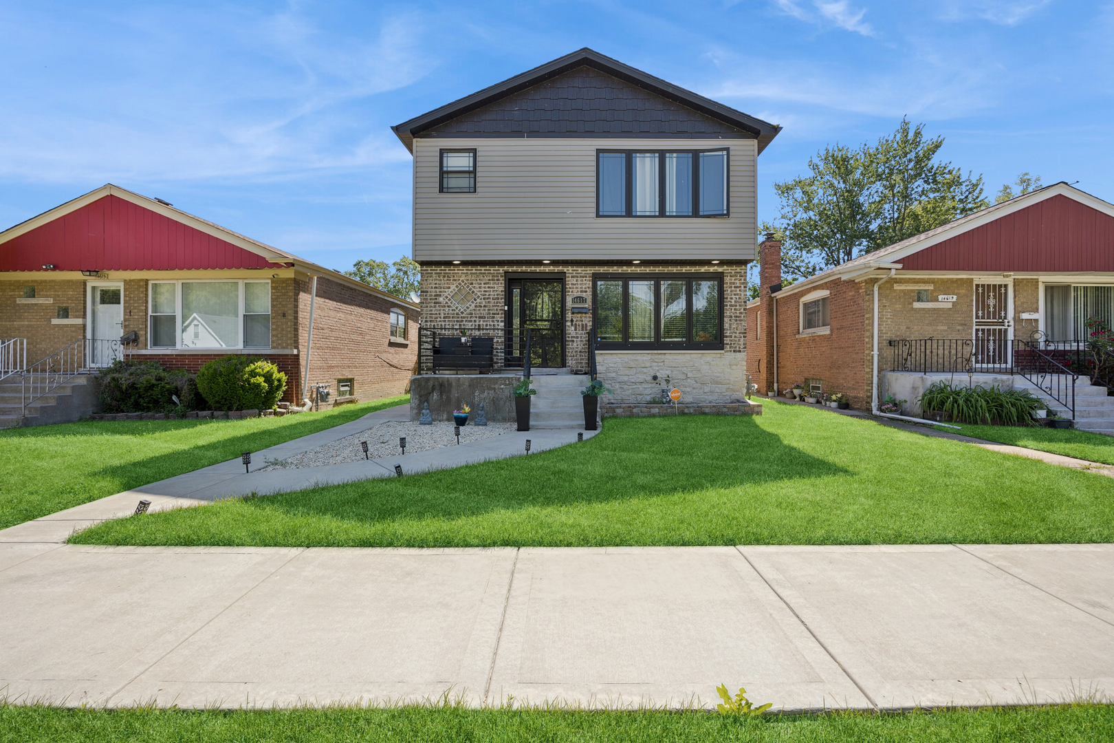 12667484 Property Photo 1