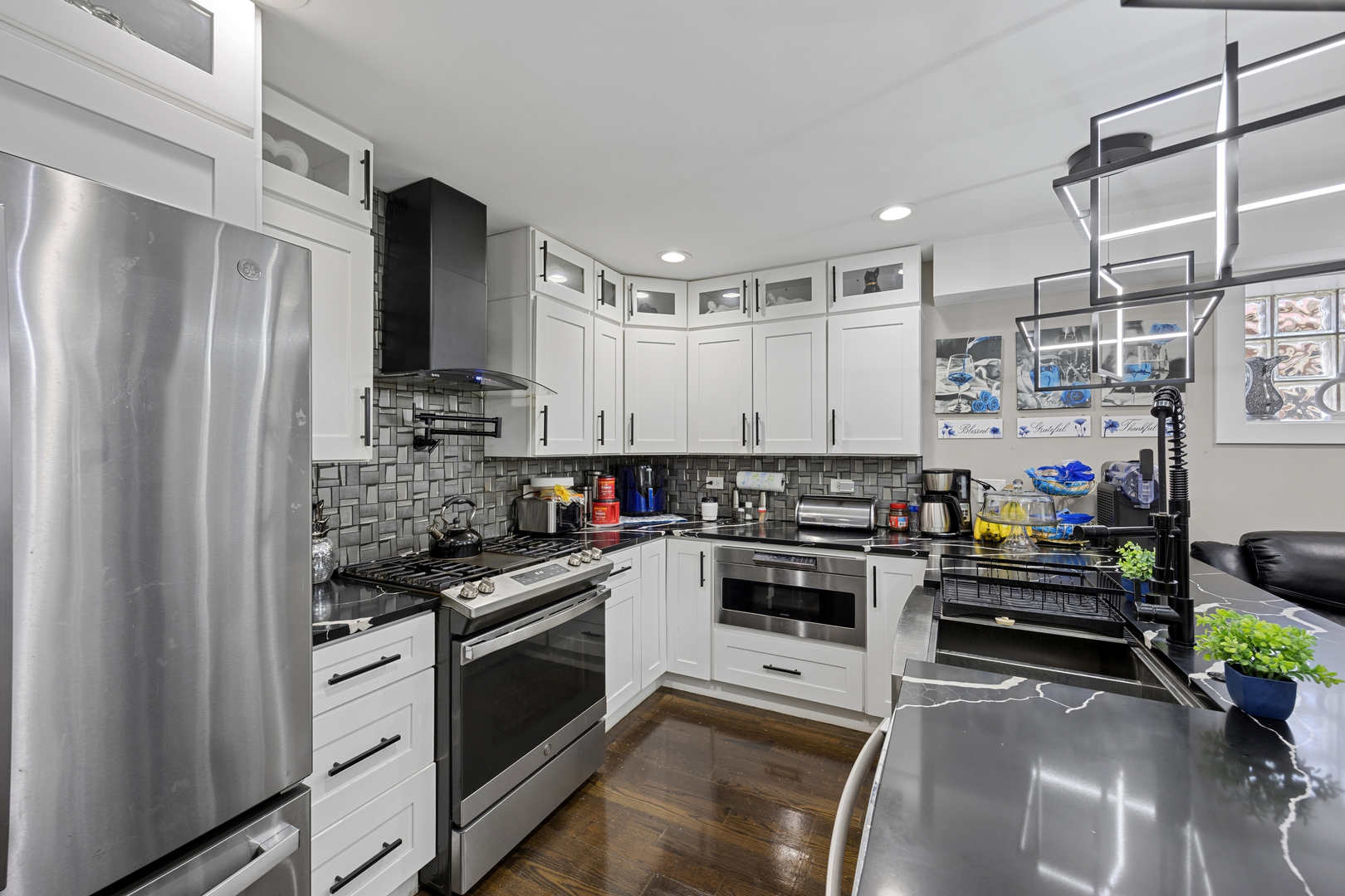 12667484 Property Photo 4