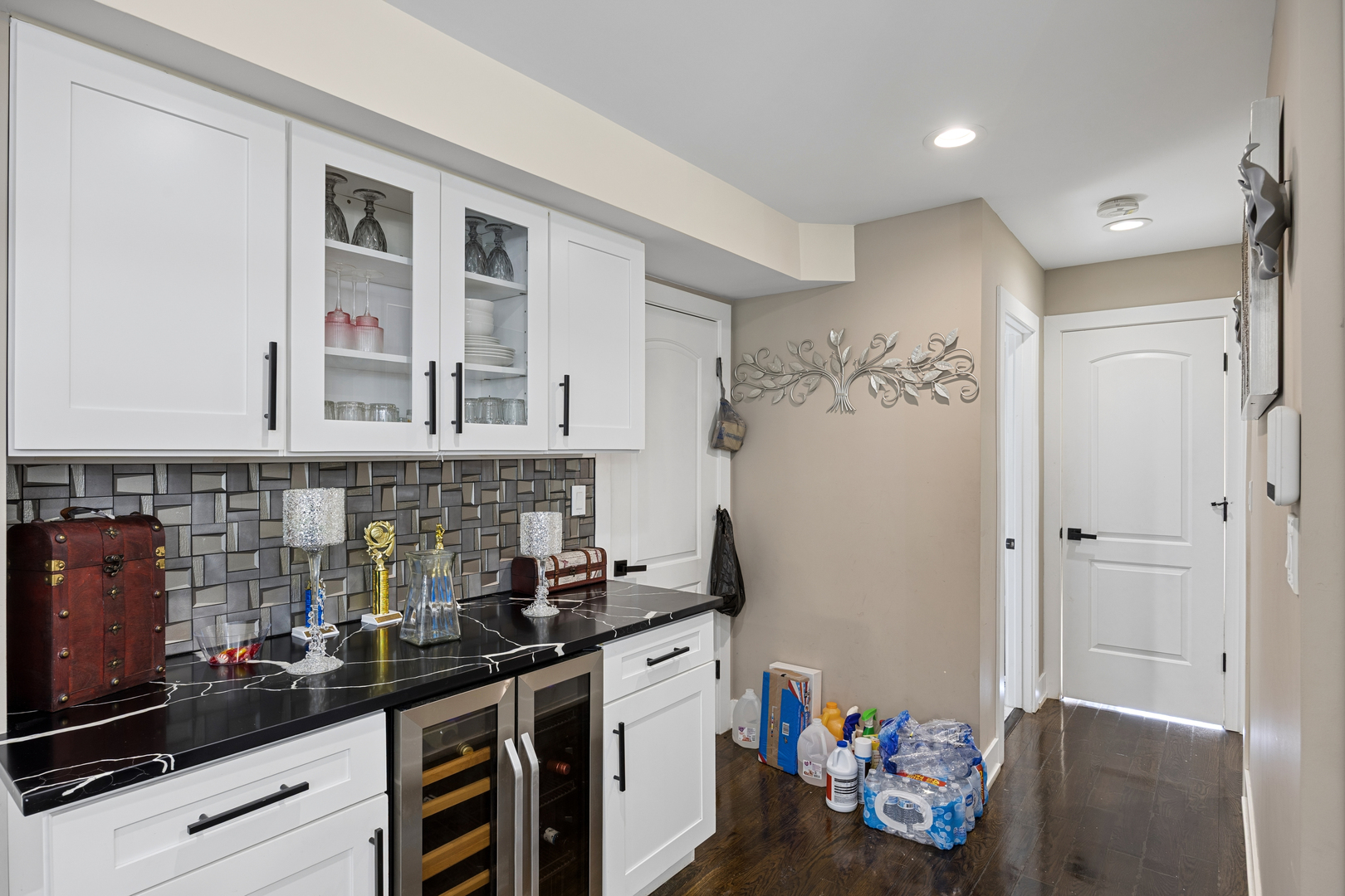 12667484 Property Photo 6
