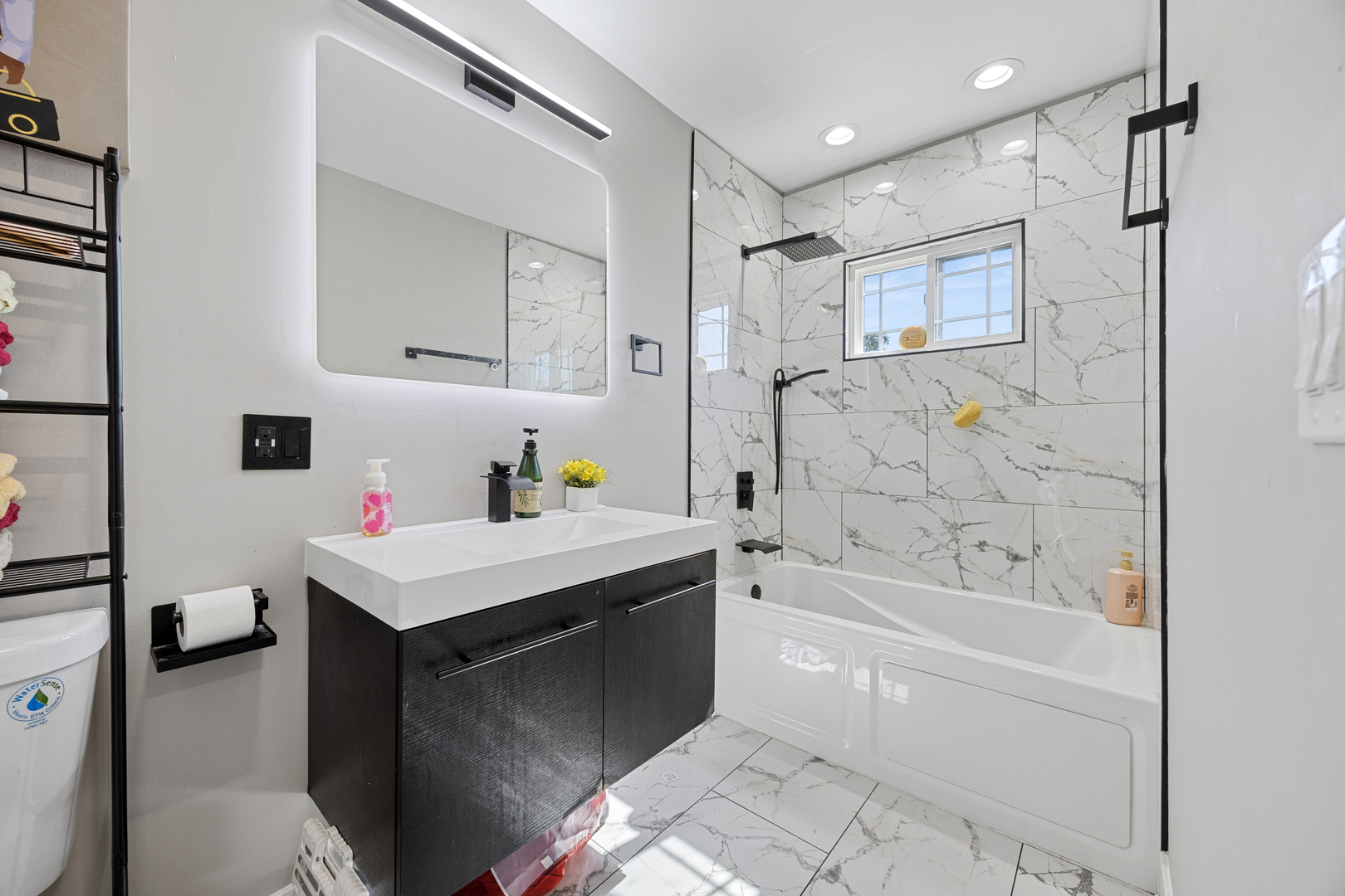 12667484 Property Photo 15
