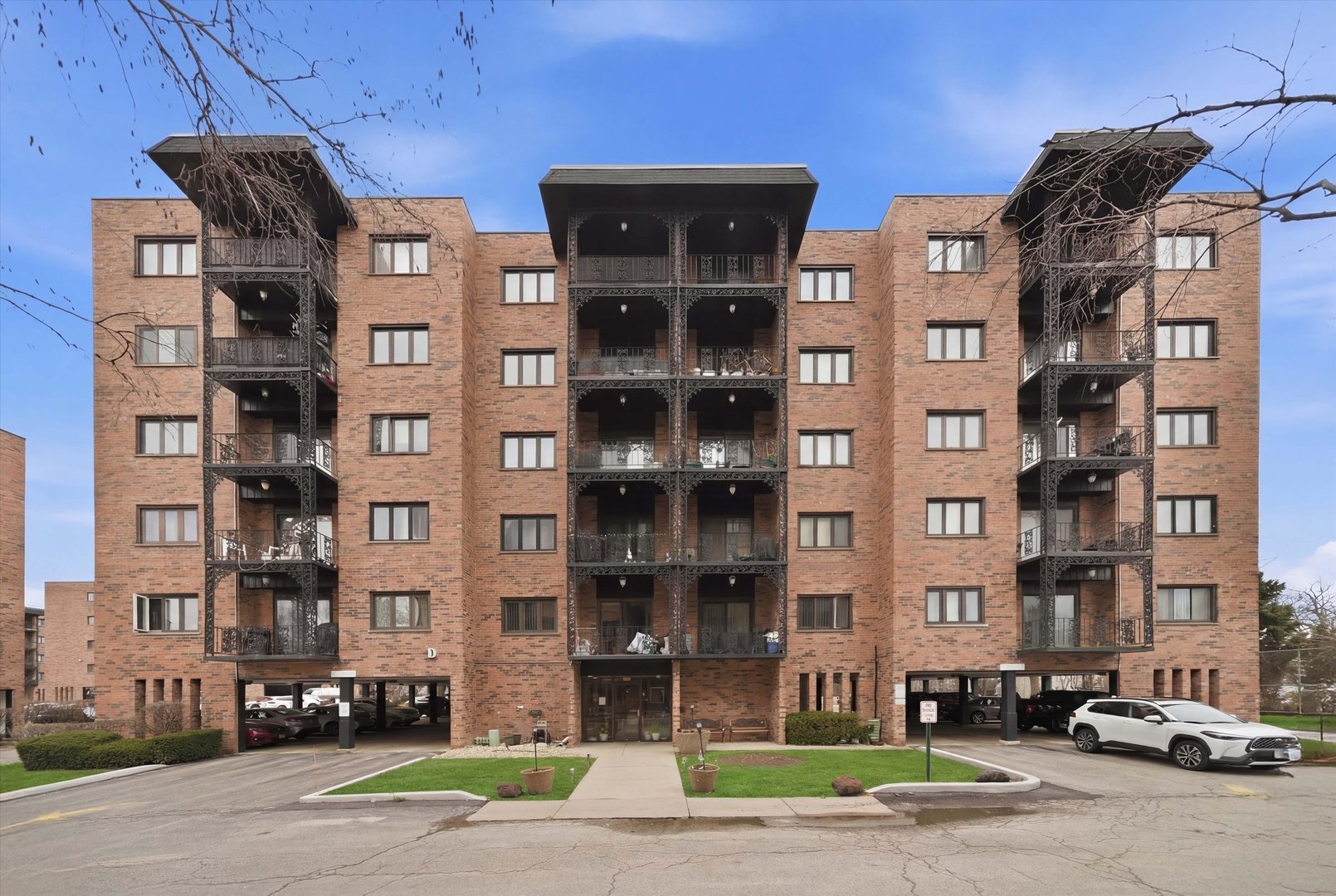 9331 Landings Lane 504 Property Photo 1