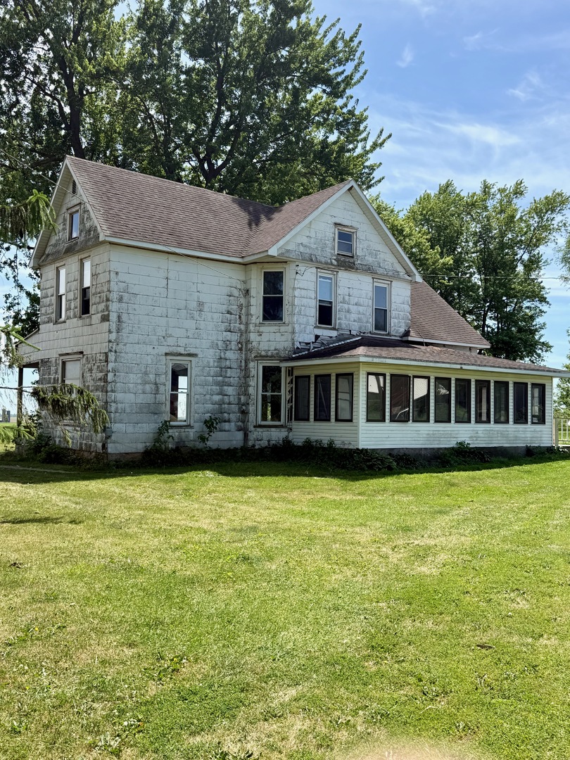 1694 N Maryland Road Property Photo 1
