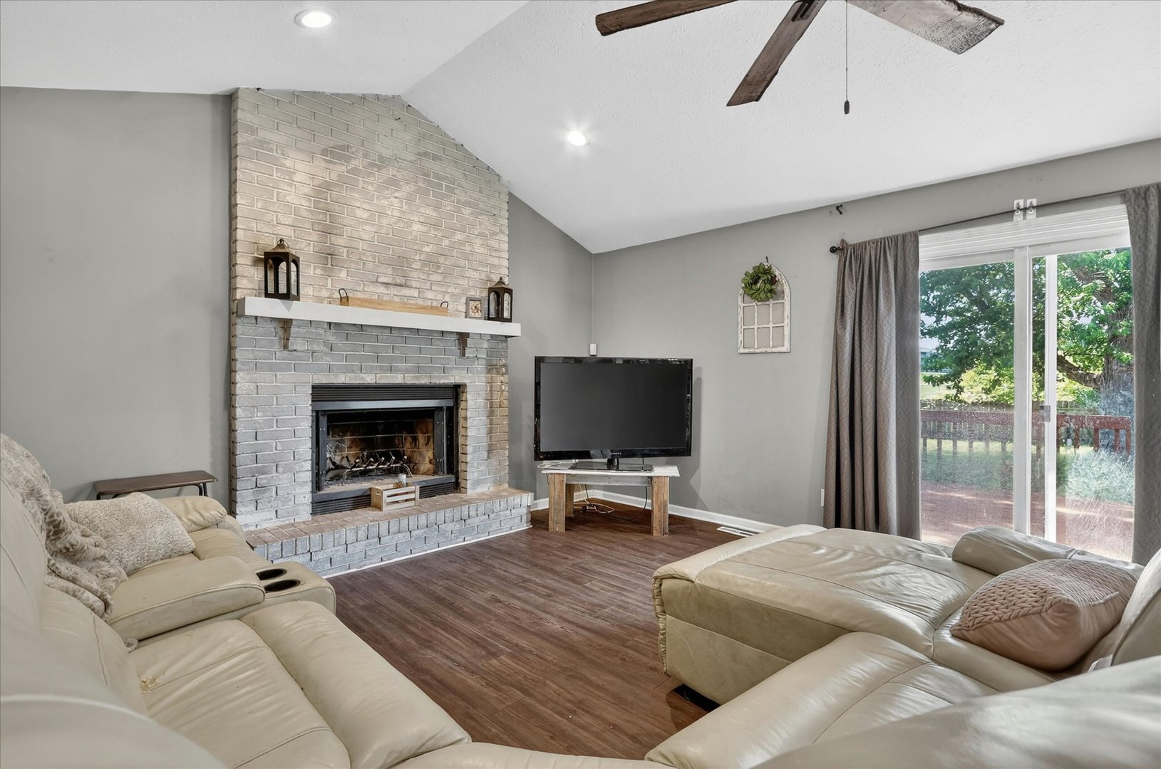 3296 N Trainer Road Property Photo 5