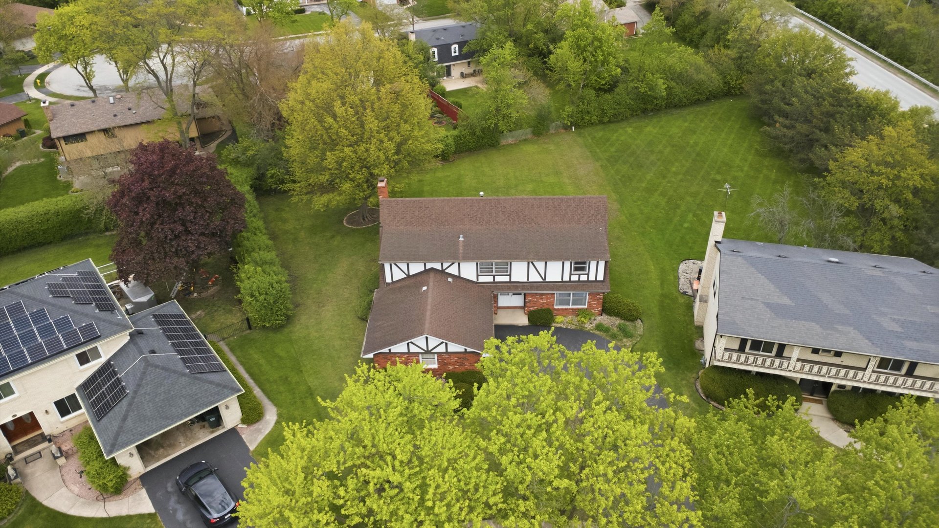 2919 Embassy Row Property Photo 41