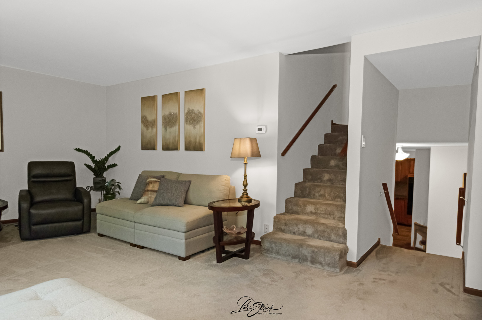 4563 N Merrimac Avenue Property Photo 10