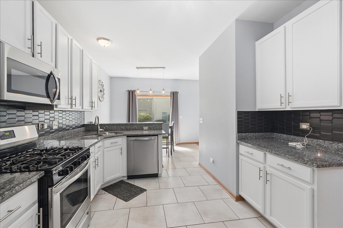 17648 S Alta Drive Property Photo 2