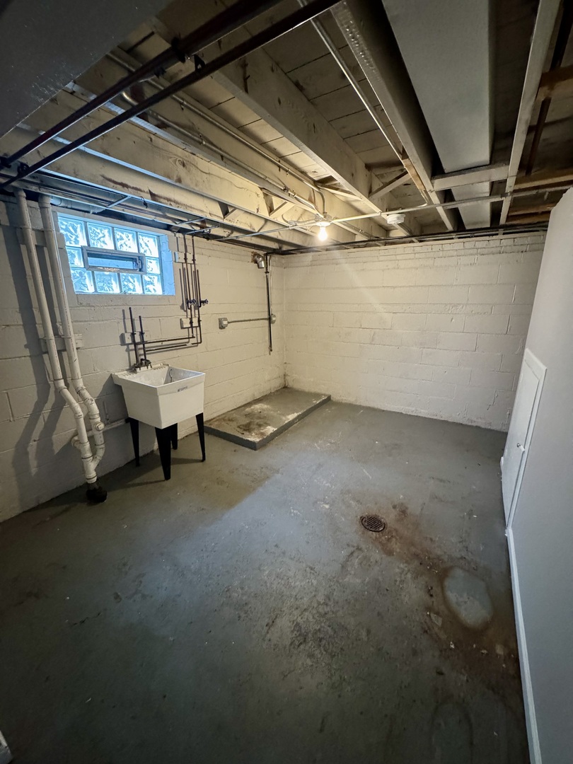 461 Clyde Avenue Property Photo 21