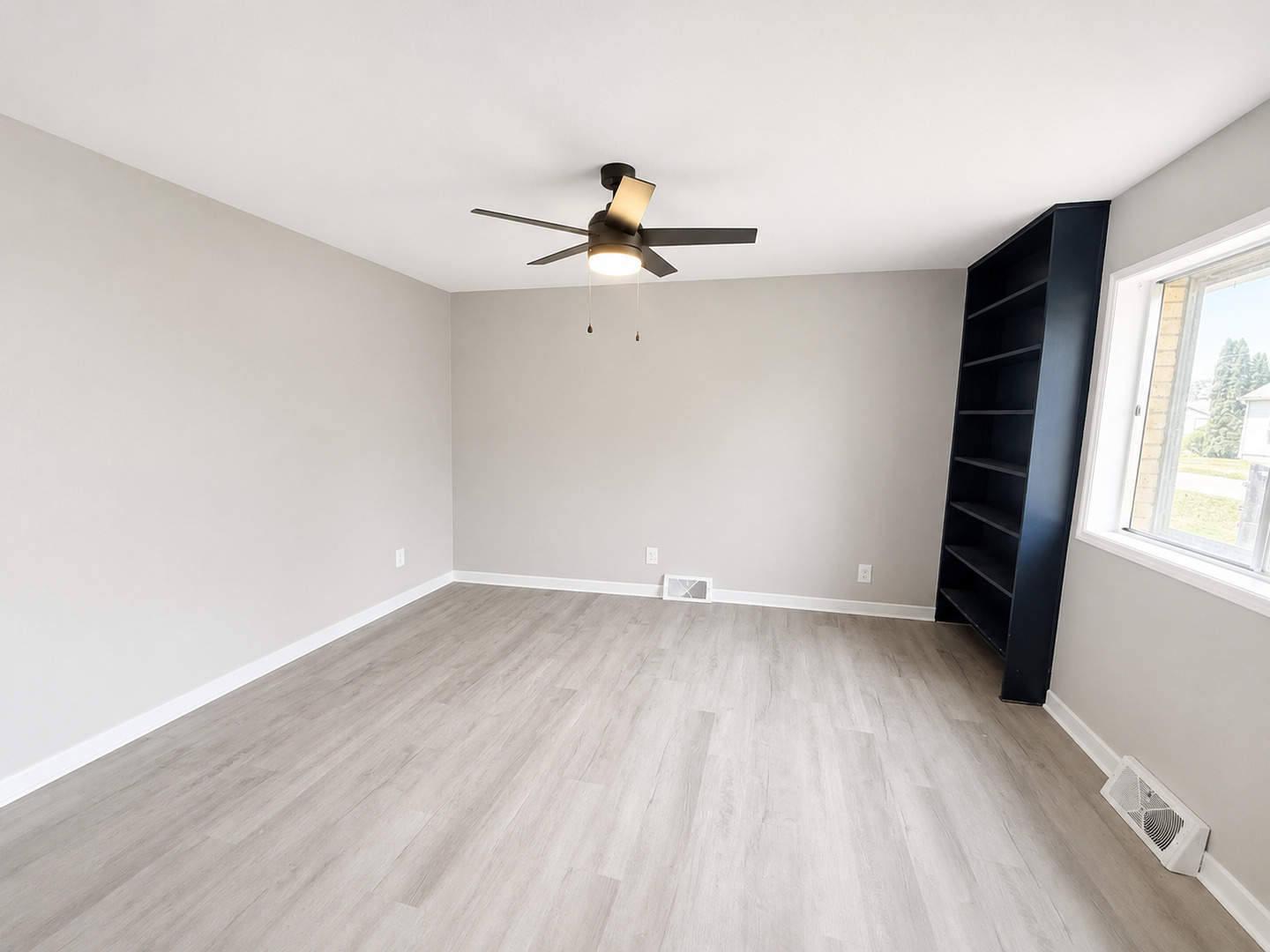 502 Bruner Street Property Photo 5