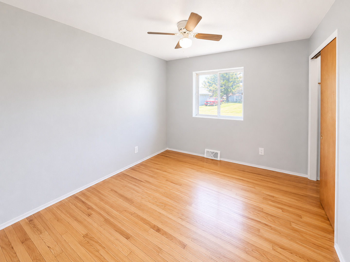 502 Bruner Street Property Photo 10